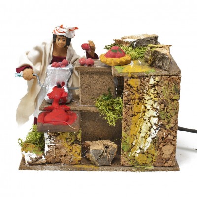 Pastore per Presepe in Movimento 14 cm x 9 cm Donna che fa la Salsa 43137