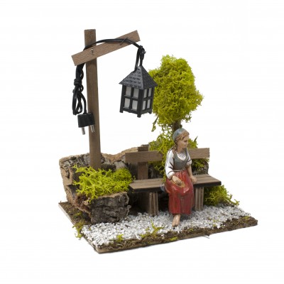 Donna Seduta con Lampione Scena per Presepe 12x9x6 cm 483DL