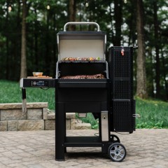 Barbecue Digitale a Carbone Masterbuilt Gravity 600