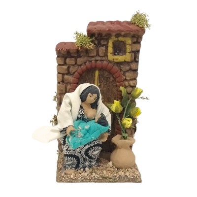 Donna che Allatta Bambino Pastore per Presepe in Movimento 14x9 cm 79309