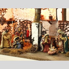Grotta Illuminata per Presepe con Natività 50x25 cm