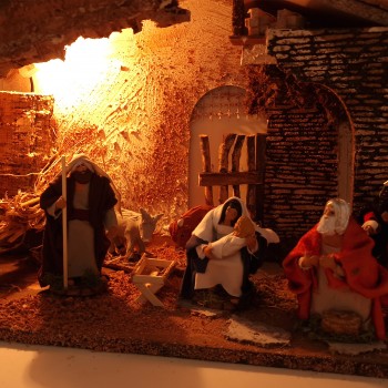 Grotta per Presepe con Natività e Luci 50x26 cm 87470+79105