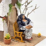 Donna che Legge Pastore per Presepe in Movimento 17x17 cm