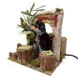 Venditore di Olive Pastore per Presepe in Movimento 17x17 cm Statuina 14 cm 79364