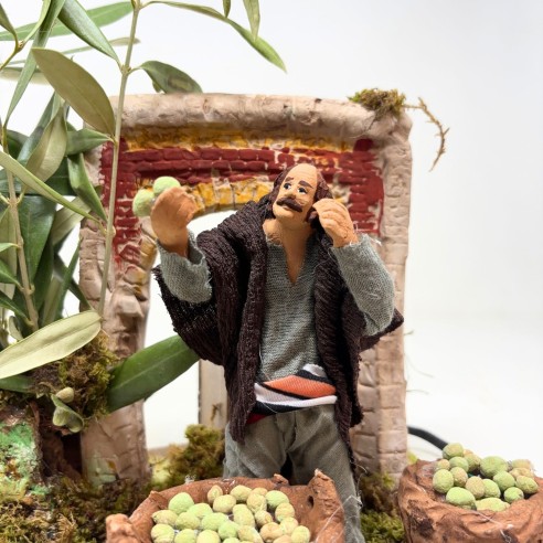 Venditore di Olive Pastore per Presepe in Movimento 17x17 cm