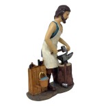 Pastore Fabbro in Resina 20 cm per Presepe 188107D