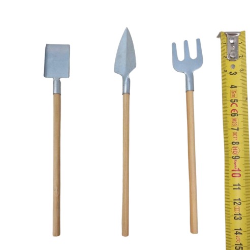 Set 14 Attrezzi da Lavoro per Presepe 005138