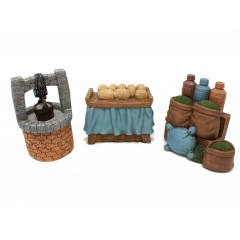 Set 3 Miniature per Presepe in Resina Pozzo, Tavolo con Pane, Sacchi e Brocche - 49588