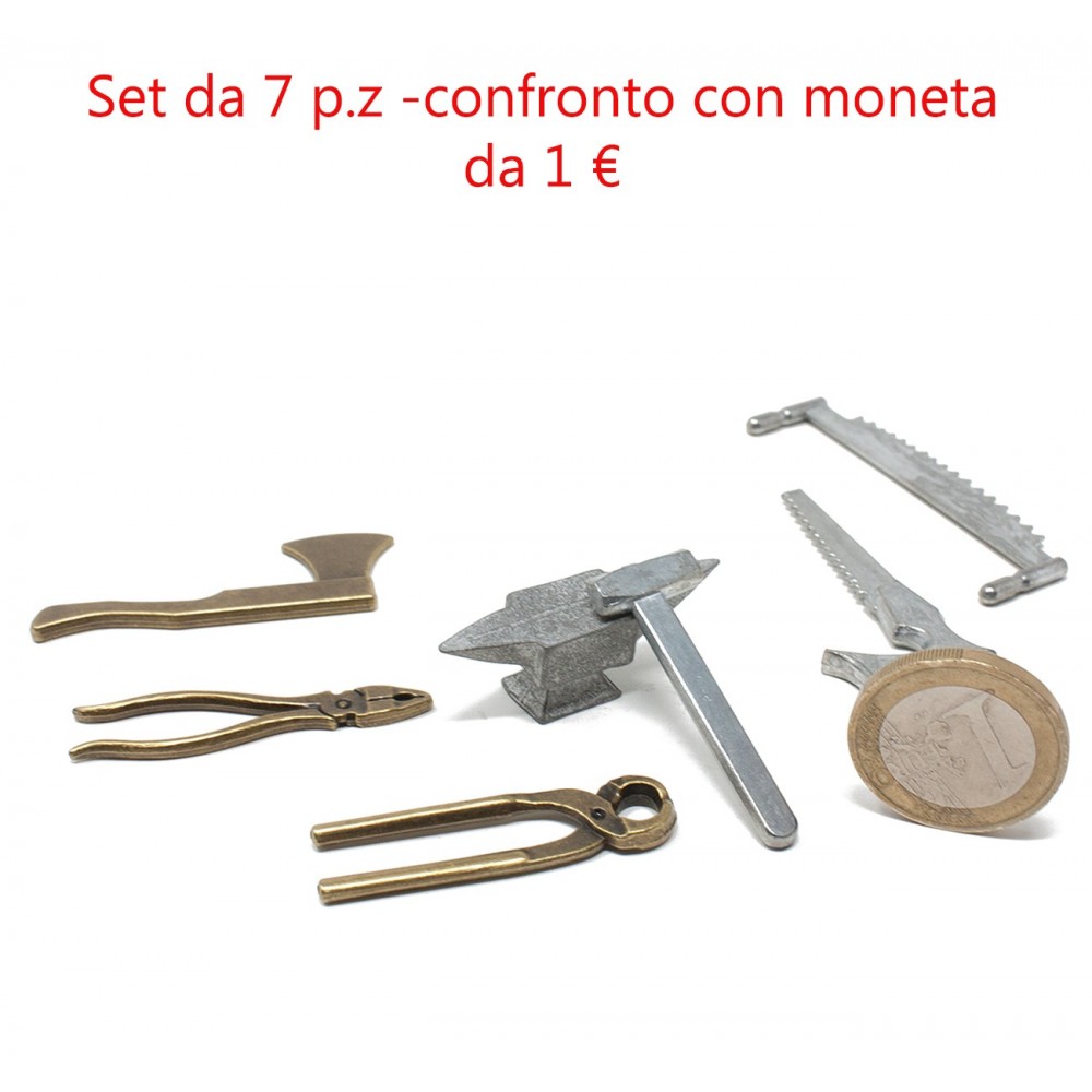 Set Attrezzi da lavoro Fabbro Miniatura per Presepe 86260 - IVOSTORE